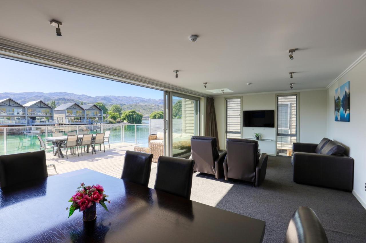 קרומוול Marsden Lake Resort Central Otago מראה חיצוני תמונה A typical apartment at the hotel