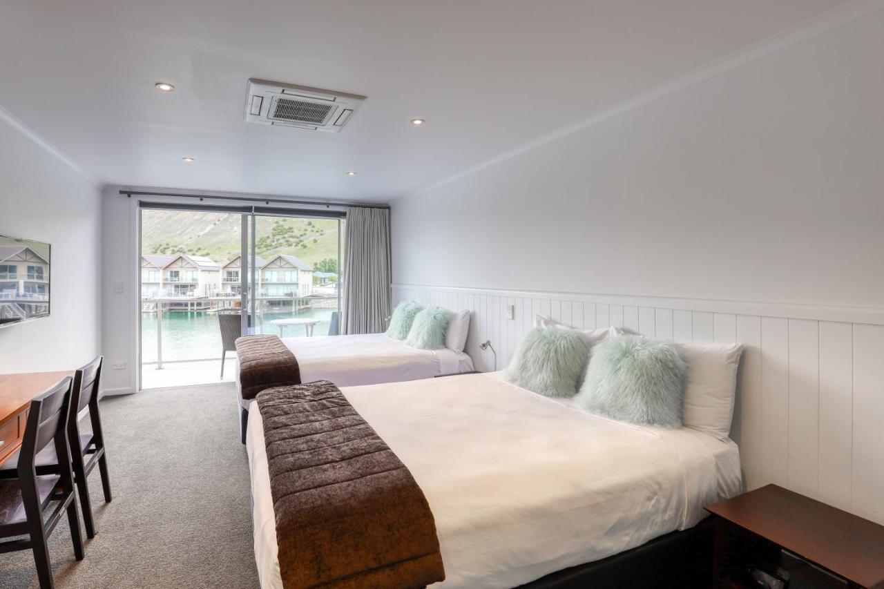 קרומוול Marsden Lake Resort Central Otago מראה חיצוני תמונה A typical studio apartment