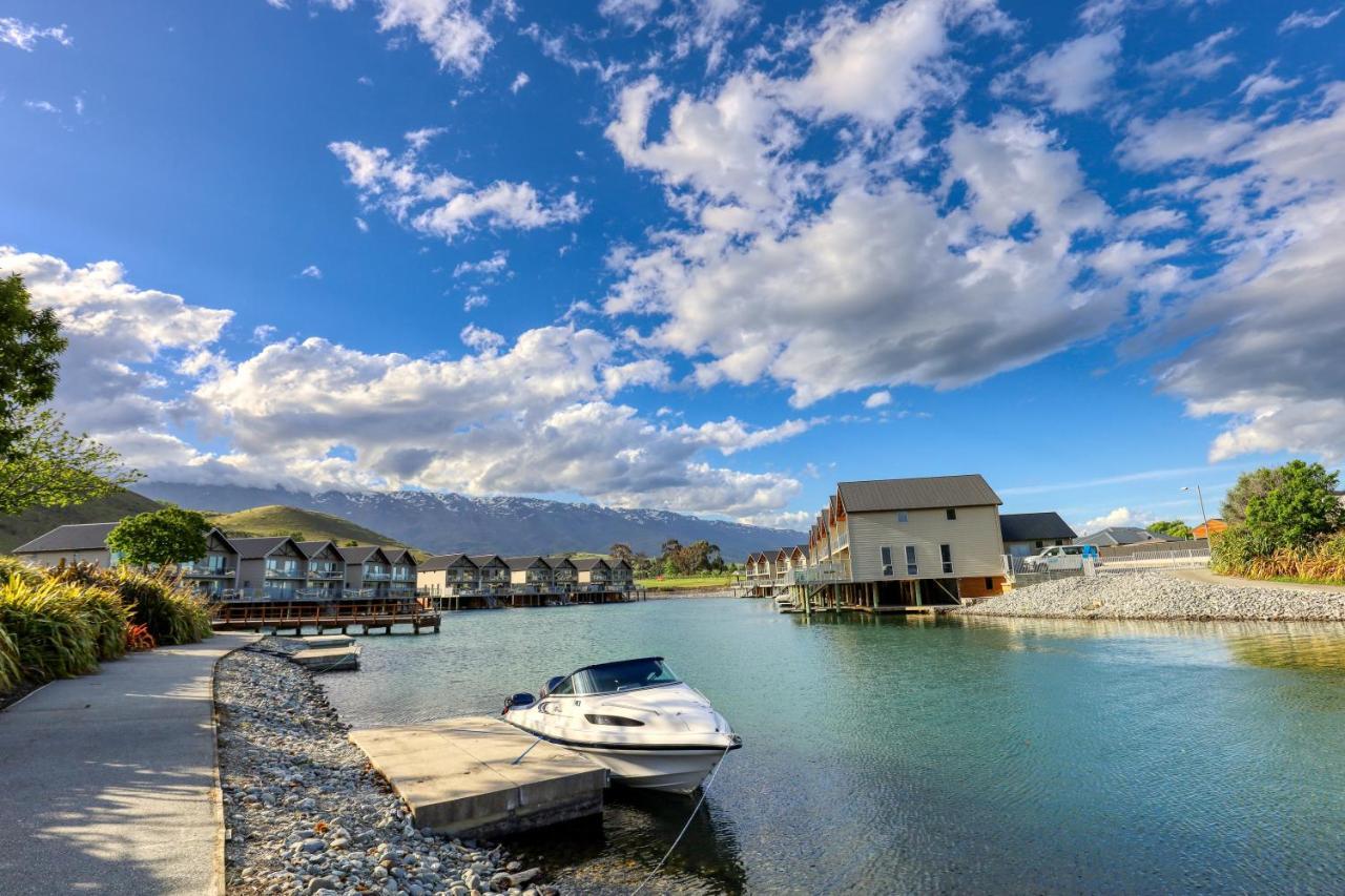 קרומוול Marsden Lake Resort Central Otago מראה חיצוני תמונה The Jack's Point marina