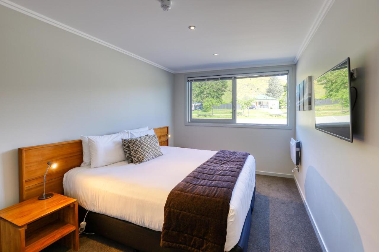 קרומוול Marsden Lake Resort Central Otago מראה חיצוני תמונה A typical motel room