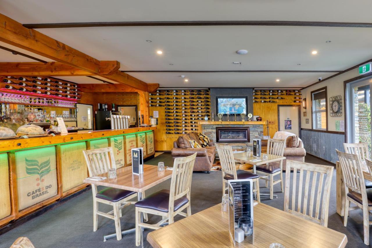 קרומוול Marsden Lake Resort Central Otago מראה חיצוני תמונה The restaurant at the 2019 National Motor Museum